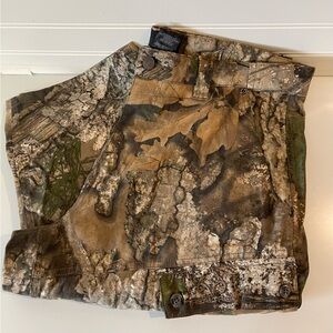 Realtree Mens Sz L (42-44) Hunting Cargo Pants EXCAPE Camo Stretch 6 Pockets EUC
